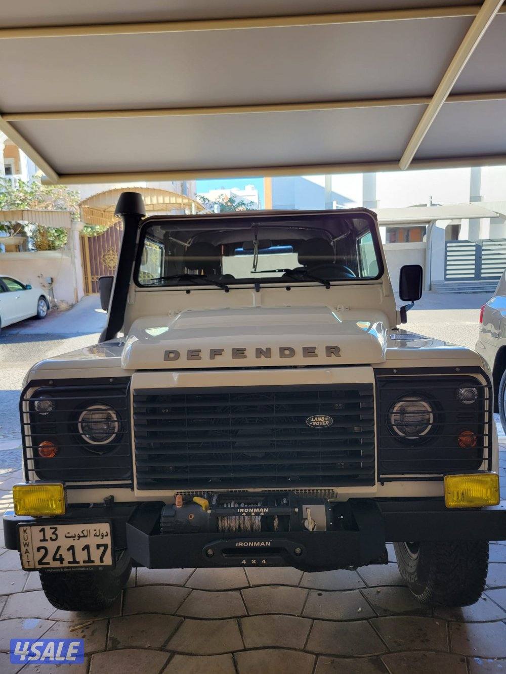 مشرف  بالقرب من الملاعب1