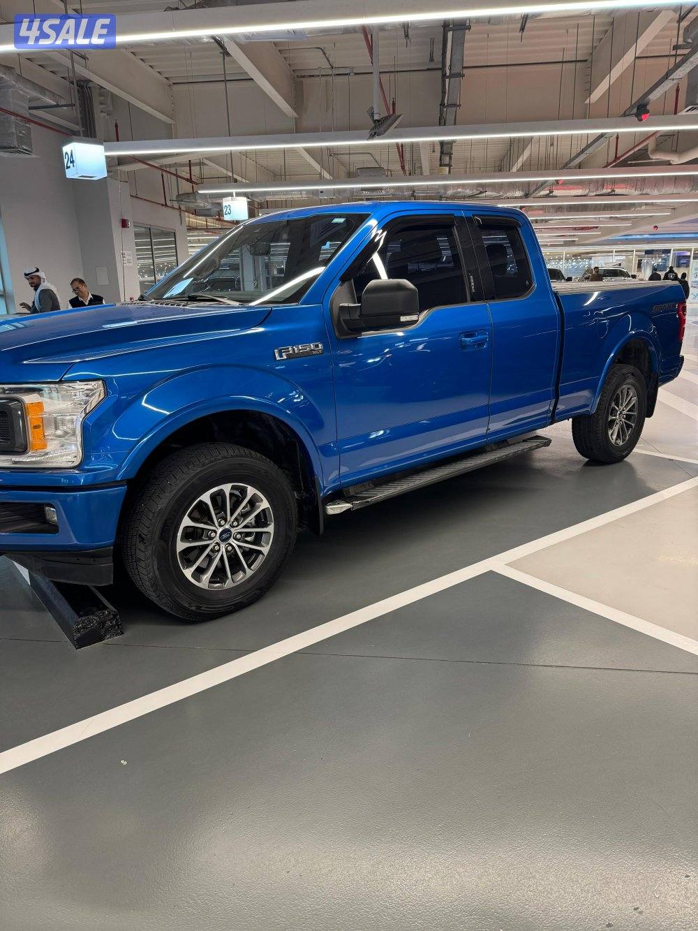 للبيع وانيت F1504
