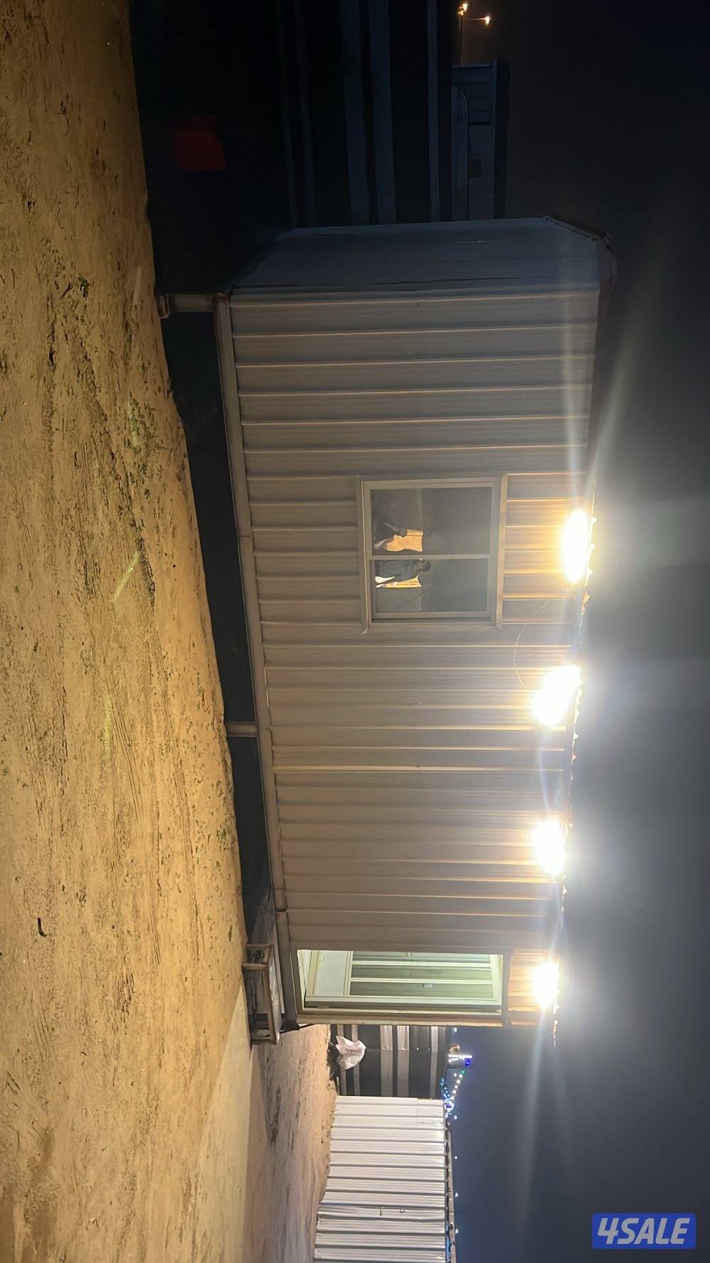 شاليه بحاله ممتازه كالجديد مقاس 7 بطول وبالعرض40