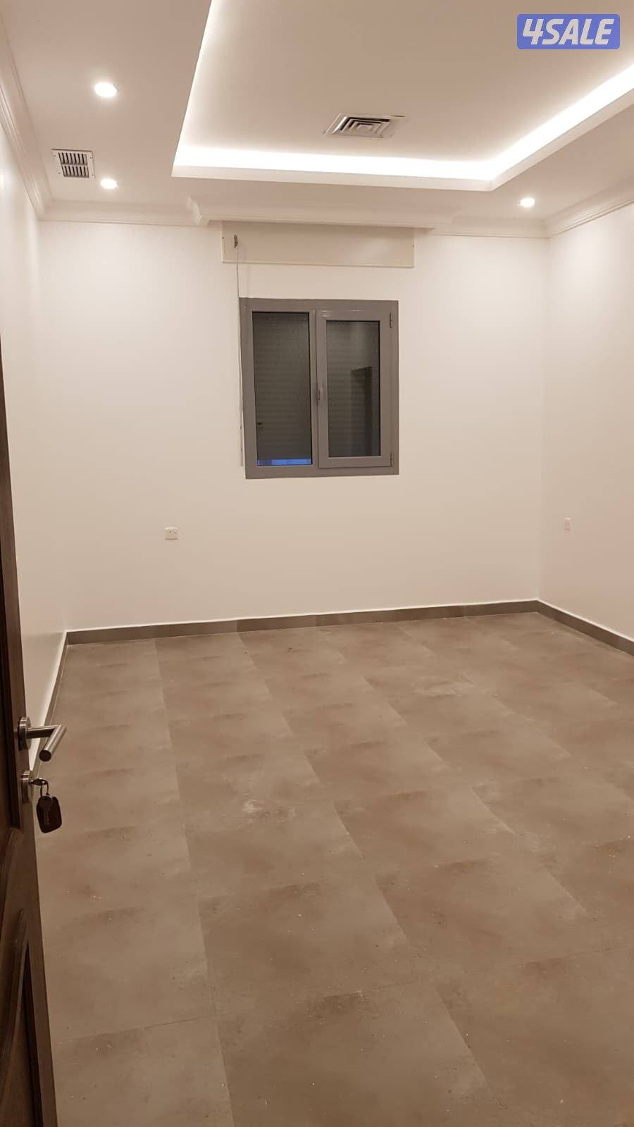 شقة للإيجار في سكن خاص جديد صباح السالم0