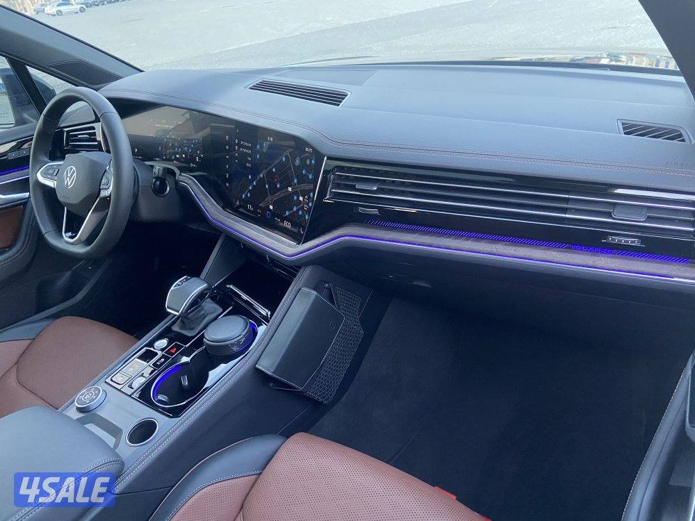 طوارق موديل /2025 _اعلي درجه_عداد/9 الاف كم فقط8