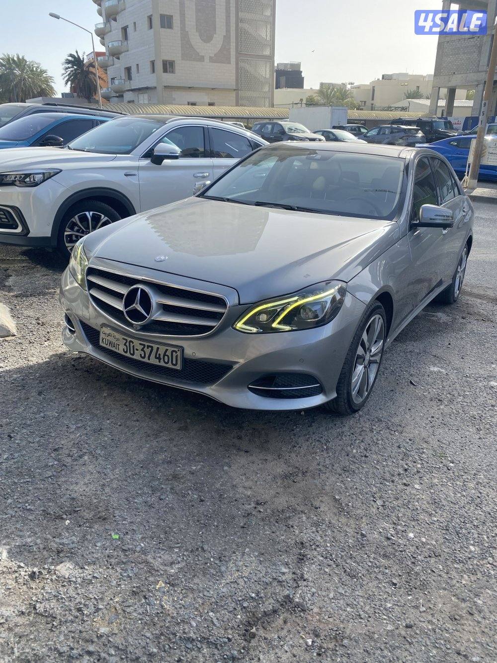 مرسيدس E300 بحالة الوكالة وصبغ الوكالة بلكامل0