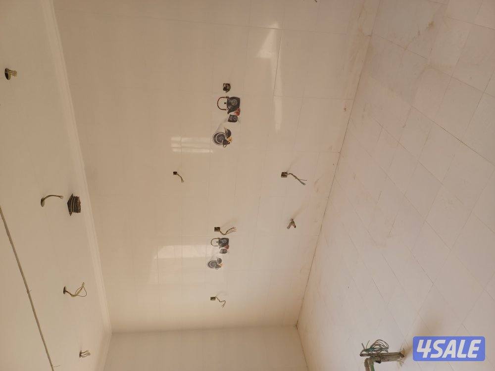 تركيب سيراميك ..يوجد تكسير وتجديد حمامات ومطابخ اسعار مميزه13