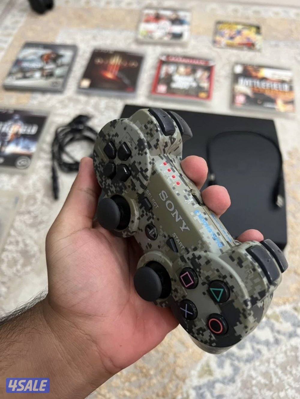 PS3 Slim 500GB with 11 Games4