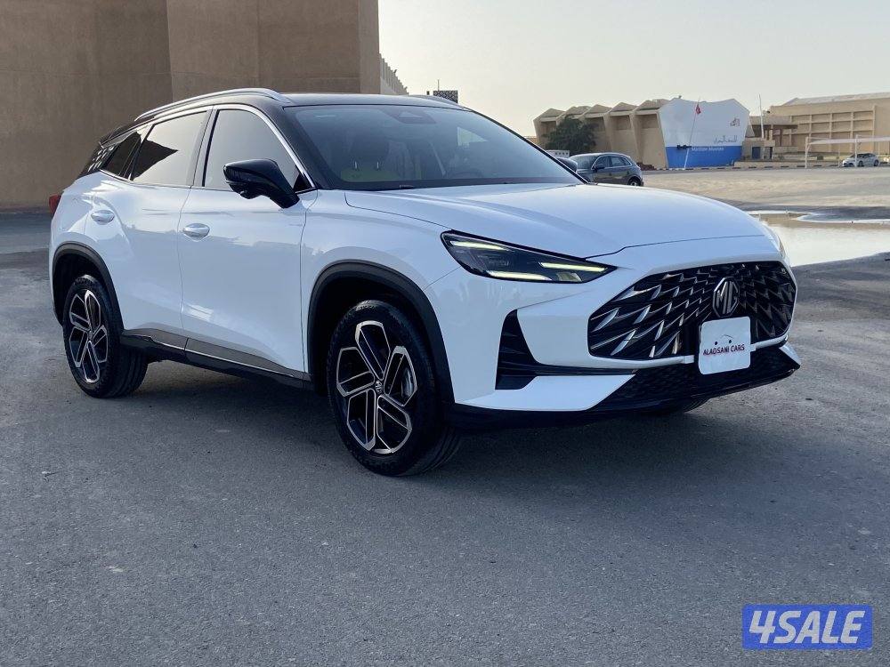 ام جي ONE موديل 2024 اعلي درجه شويه اصفار عداد /5 الاف كم2