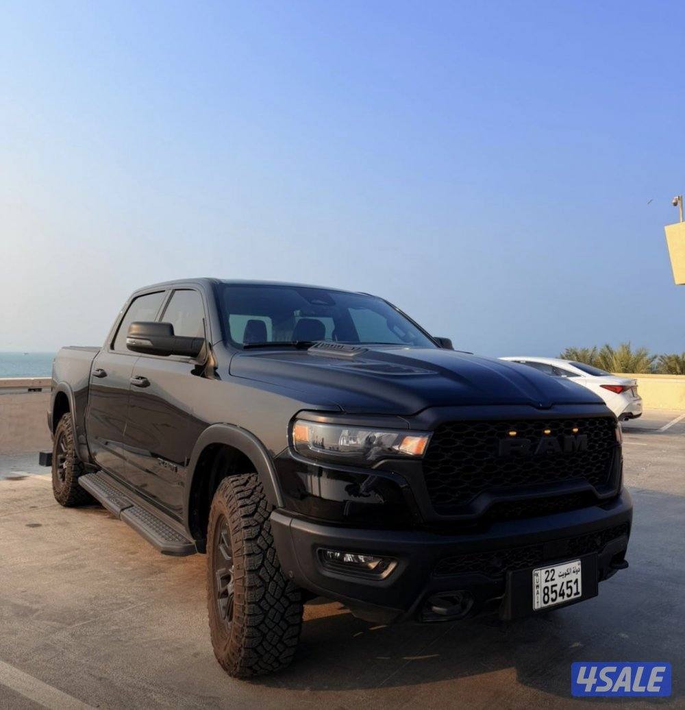 للبيع وانيت دودج رام0