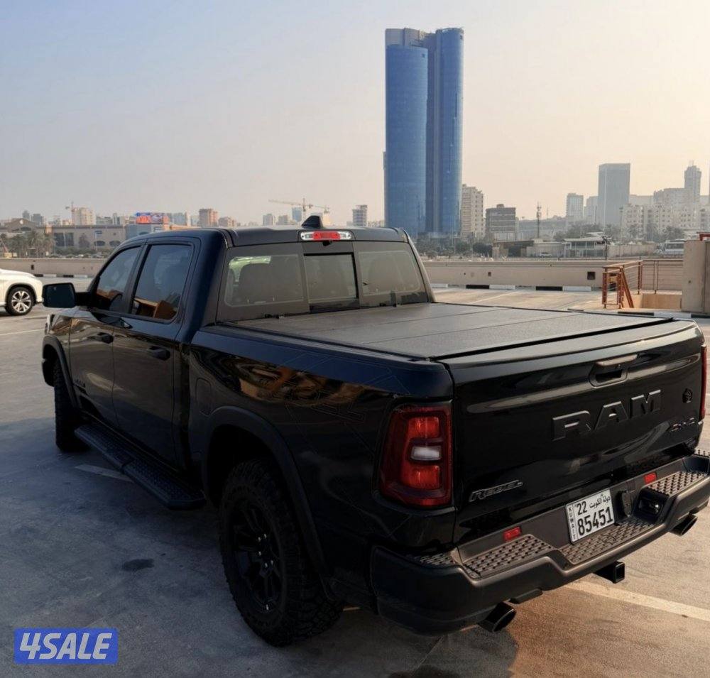 للبيع وانيت دودج رام3