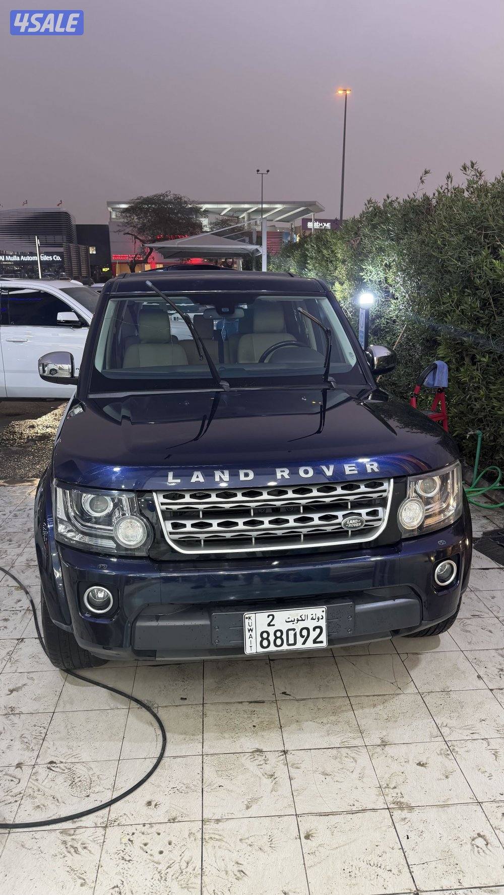 لاندروفر LR40