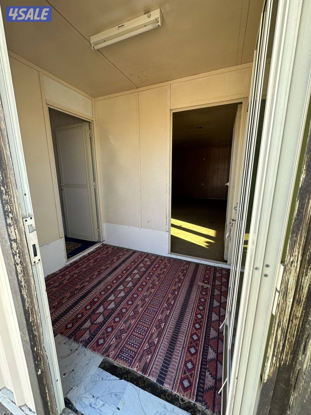 للبيع شاليه. ثابت. 8 ب 4 مقيم. غرفه.  ومخزن1