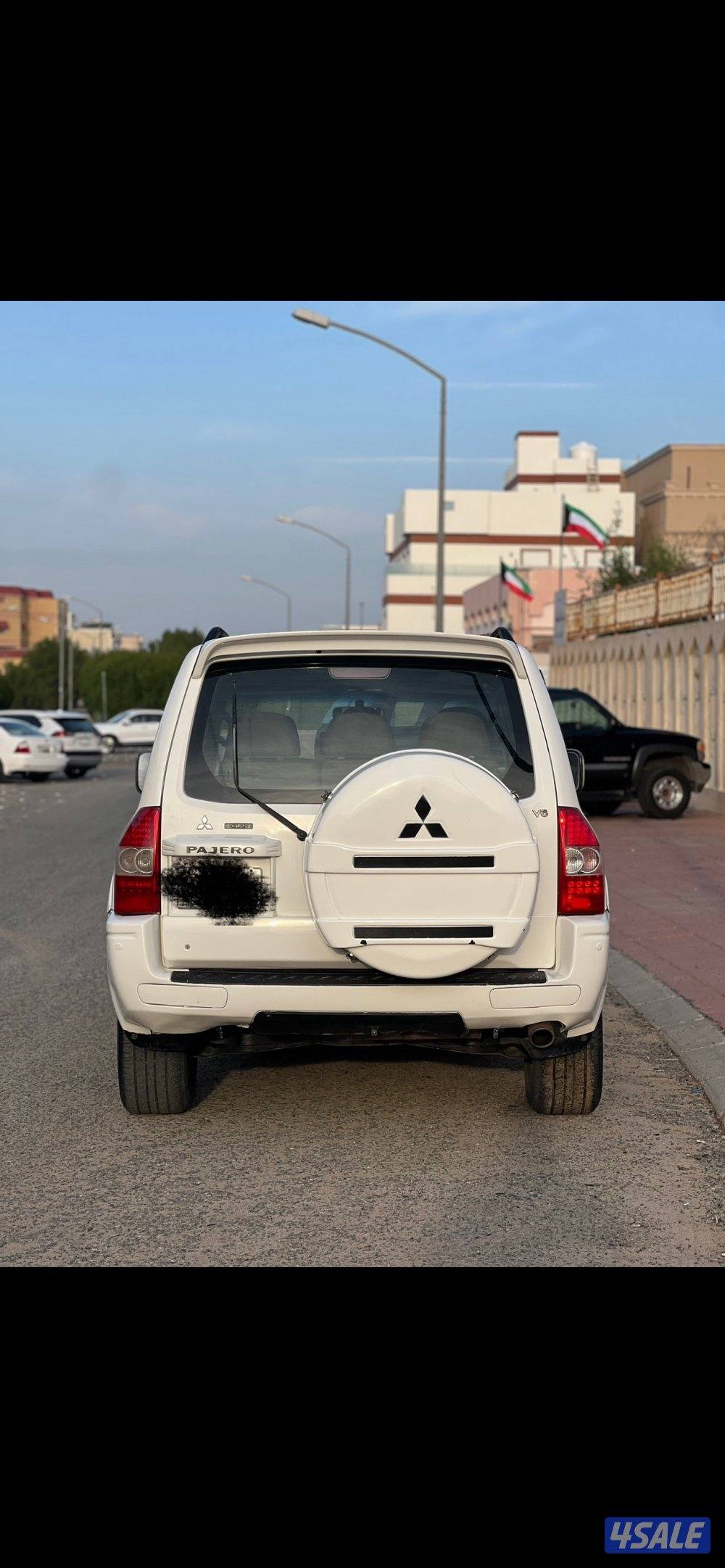 للبيع باجيرو ربع2