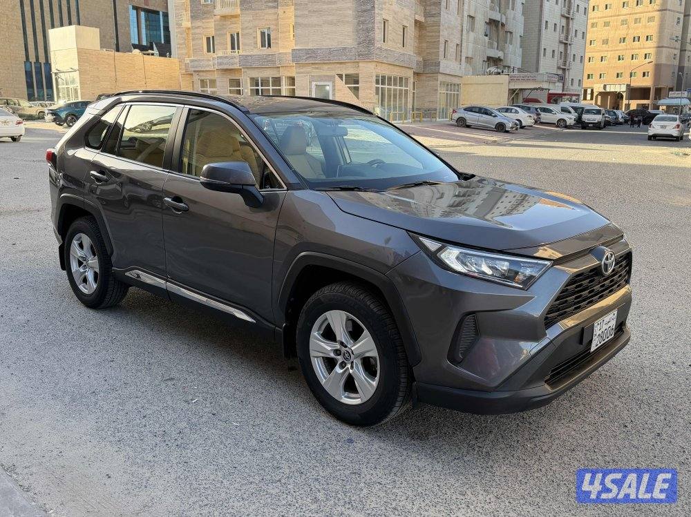 تويوتا راف فور موديل 20190