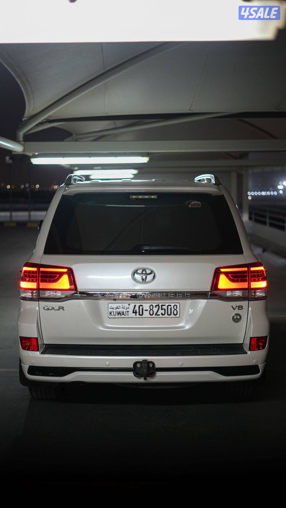 للبيع لاند كروزر GXR 2017 صبغ وكاله1