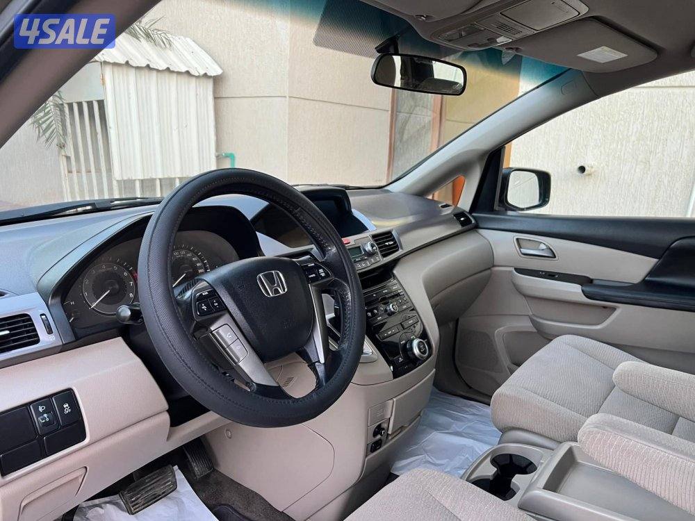 هوندا اوديسي موديل 20137