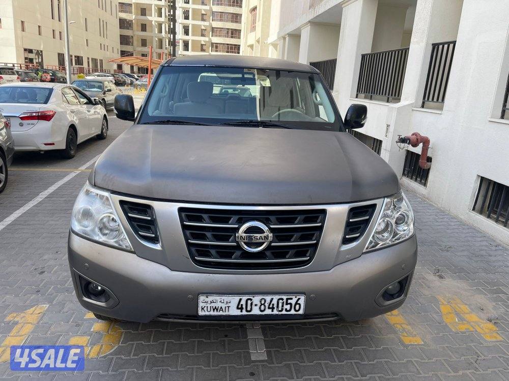 نيسان باترول 2016 SE رمادي مطفي ، بحاله جيده جدا ، لا تحتاج مصاريف0