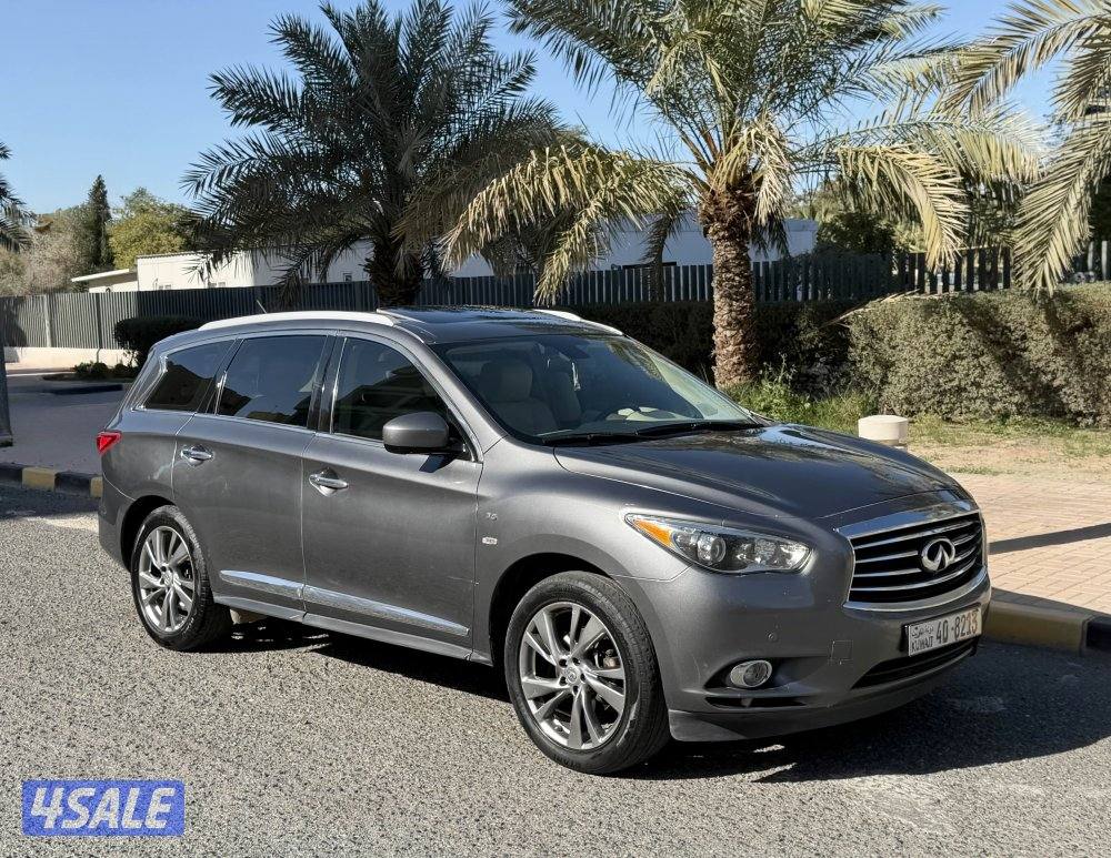 Infinity QX60 model 2015 full option original paint very good4