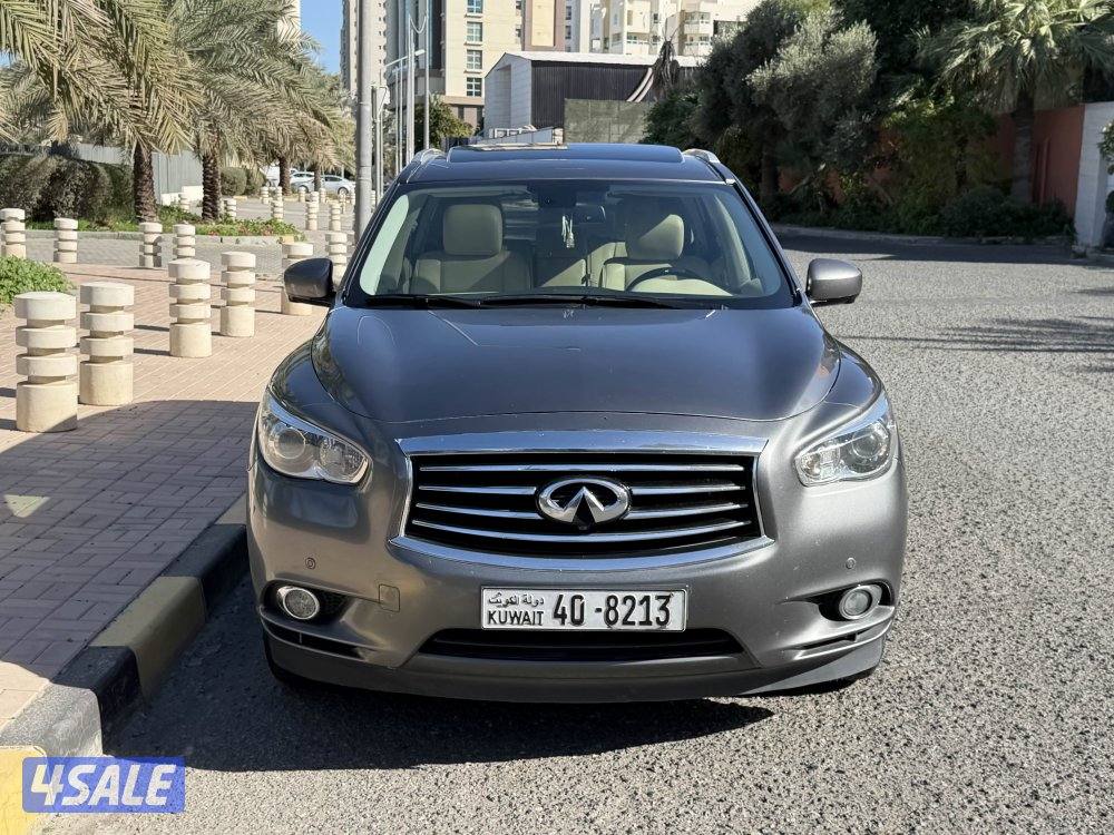 Infinity QX60 model 2015 full option original paint very good6