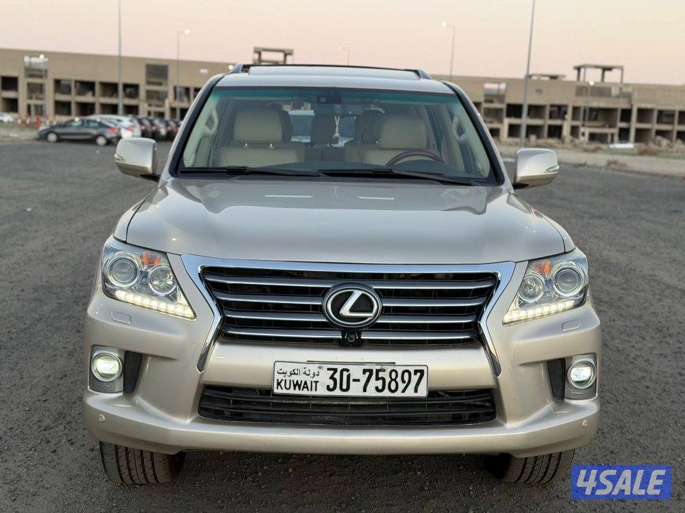 جيب لكزس 20155