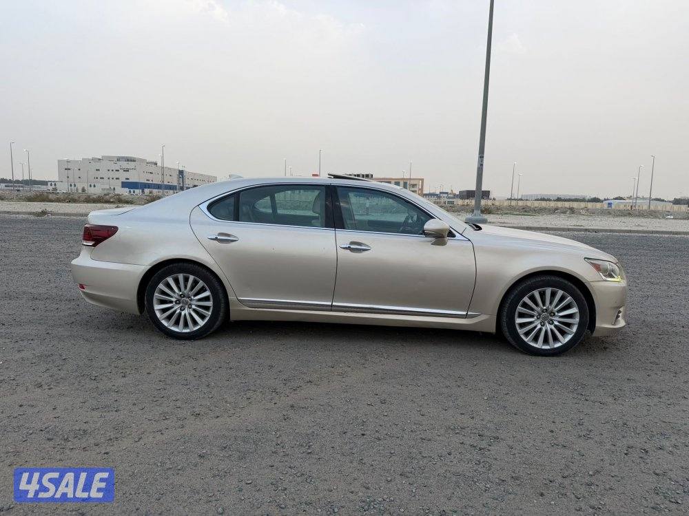 لكزس 2015 حجم LS4604