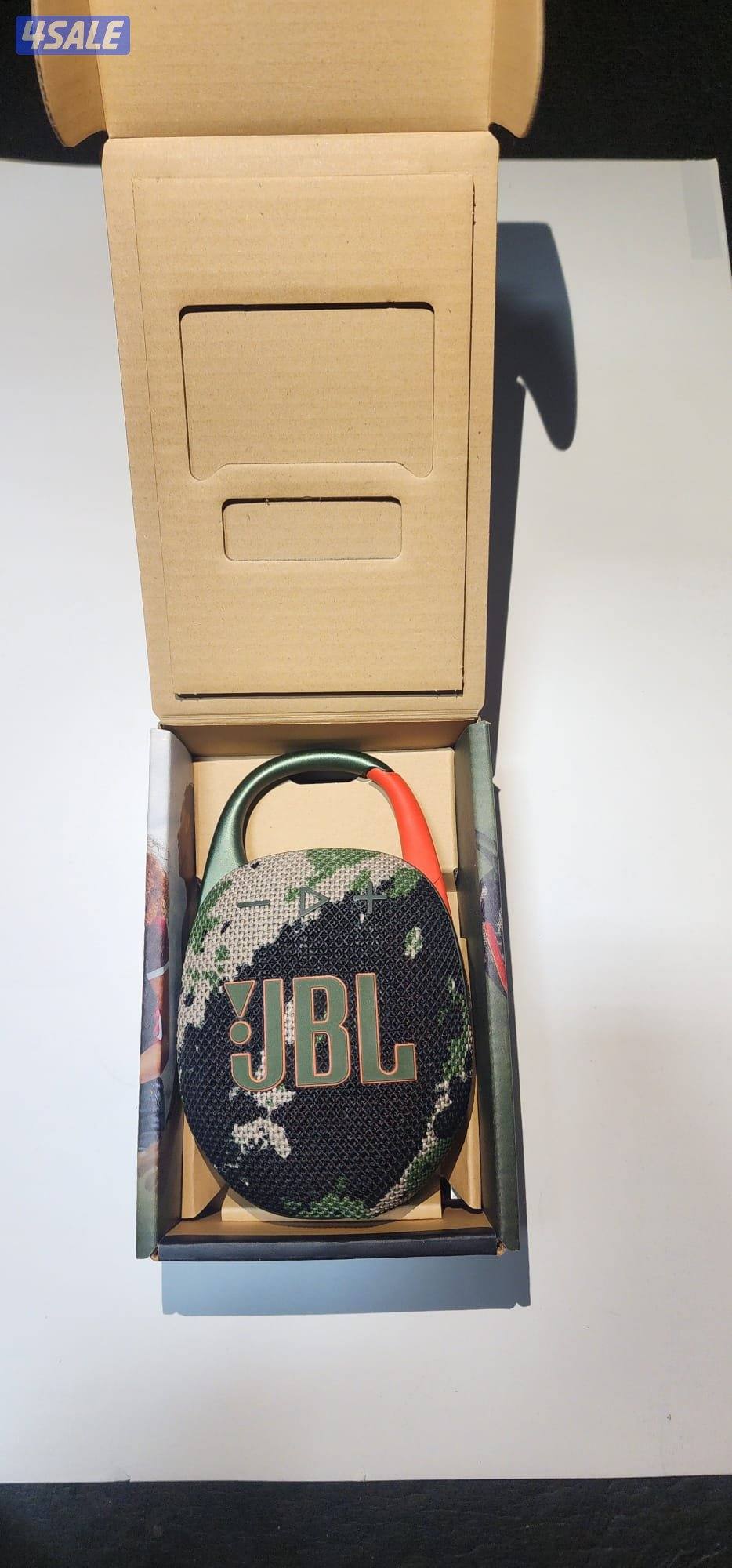 JBL Clip5 Portable Bluetooth Speaker (Camouflage)4