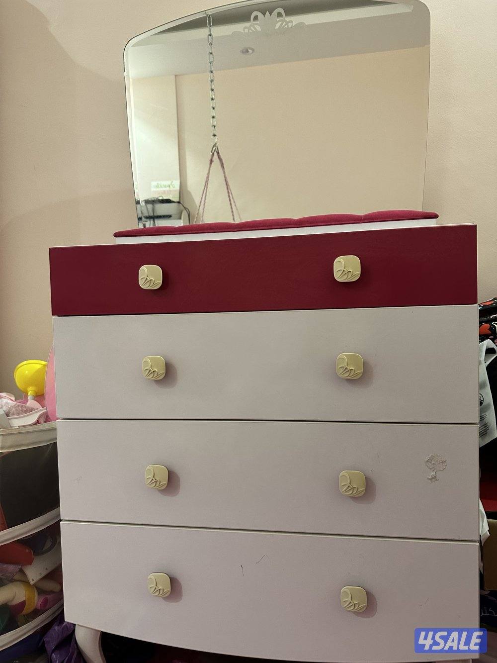 غرفة نوم للبنات ماركة çilek التركية نظيفة جداً وخشبها قوي ما فيه عيوب ل4