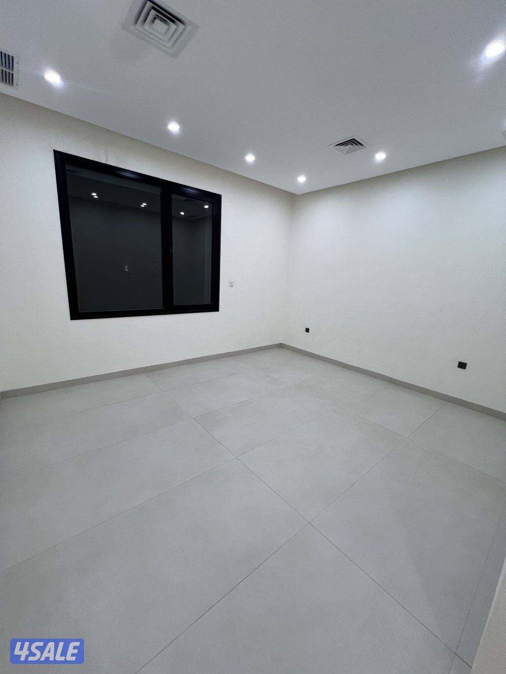 شقه للايجار- شقه 3 غرف2