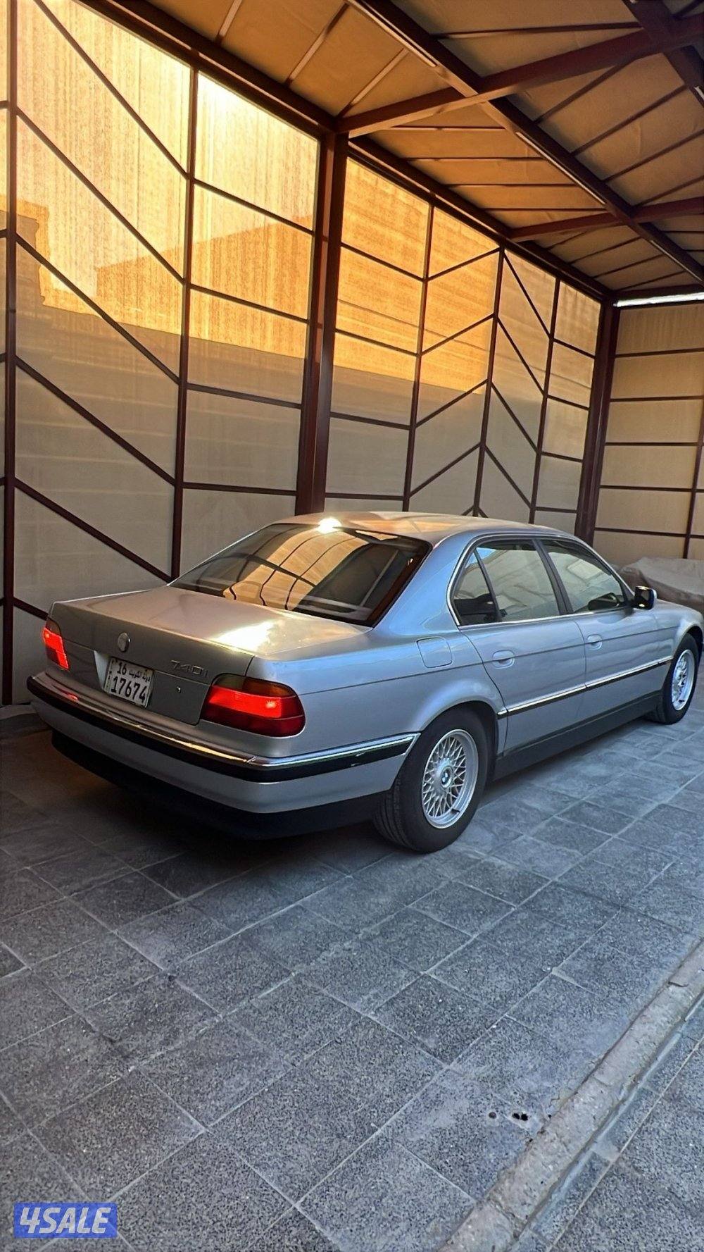 بي ام دبليو 740 موديل 1998 وارد اليابان3