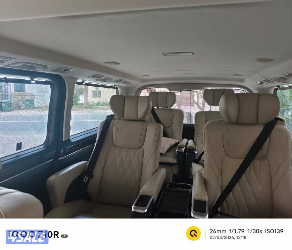 للبيع فان تيوتا جرانفيا العائلي موديل 2023 بحالة الوكالة .4