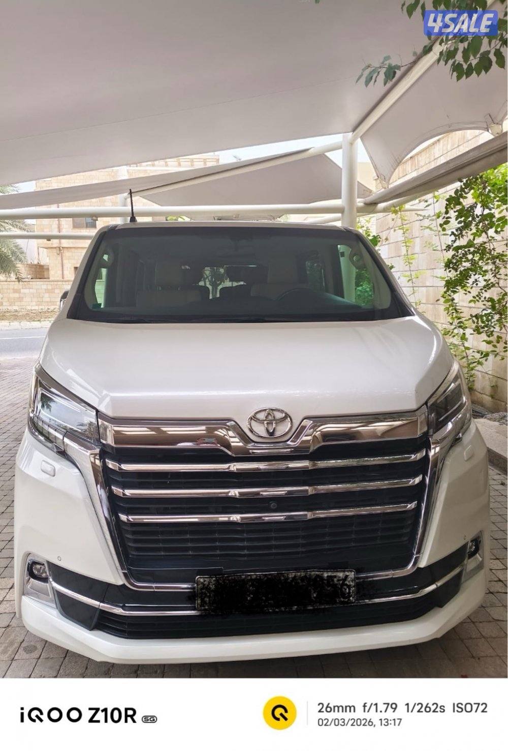 للبيع فان تيوتا جرانفيا العائلي موديل 2023 بحالة الوكالة .5