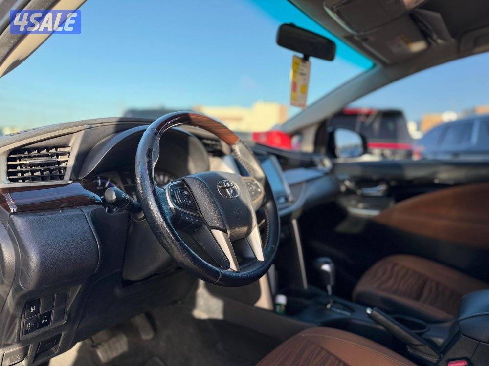 تويوتا انوفا 2020 بحاله جداً طيبه5