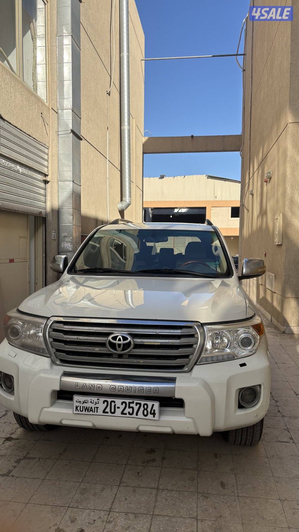 لاند 2012 GXR  V8 الفل ورقه الفحص موجوده0