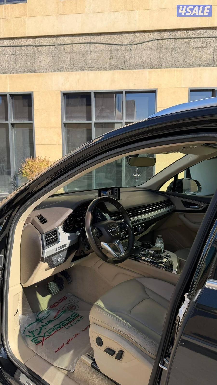 للبيع اودي Q78