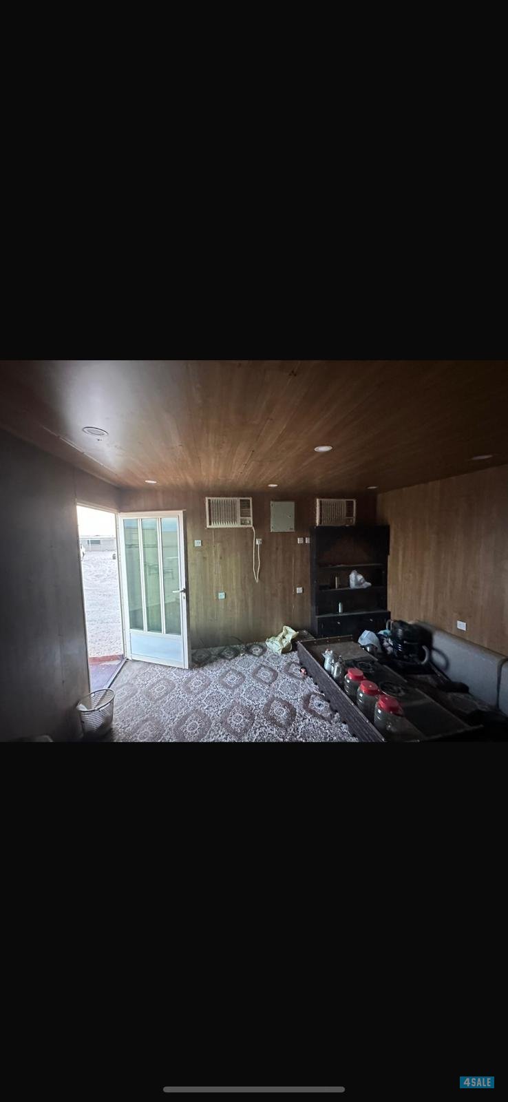 للبيع شاليه قلص قياس ١٠/٤  حالته ممتازه معاه مكيفين شباك توفير السعر / ١٣٠٠ قابل للمساومه ت / ٦٦٠٦٠٣٠١2