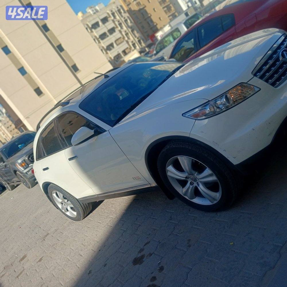 للبيع انفنتي Fx35 ماشي 147 صبغ الوكاله  بحاله ممتازه شرط الفحص بالكامل0