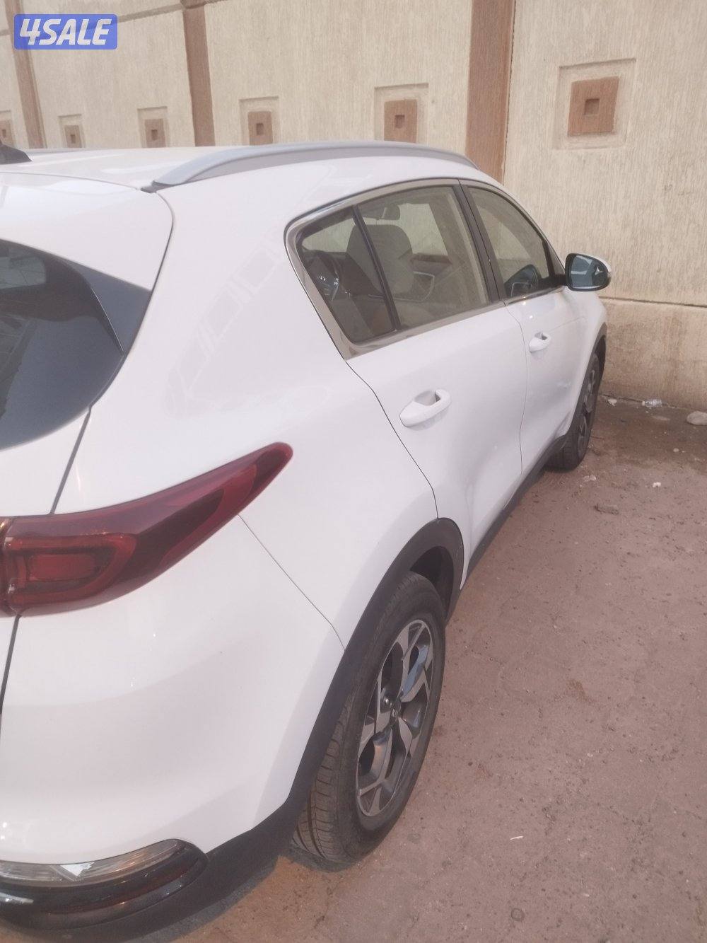 كيا سبورتاج 2021 ماكينه وسط 2000 سي سي3