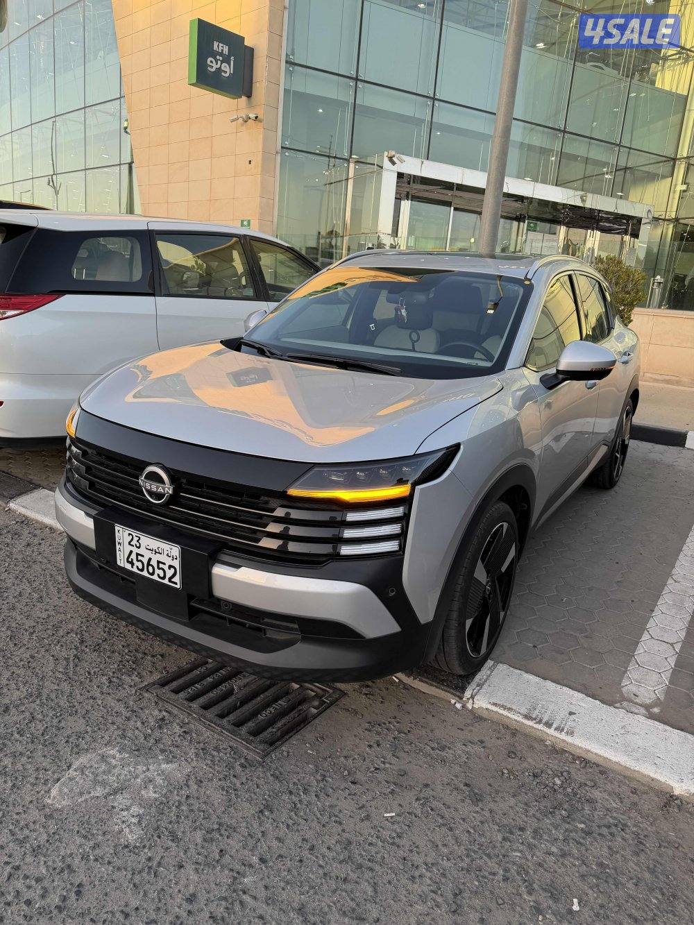 للبيع NISSAN KICKS 2025 اعلى درجة في الوكالة2