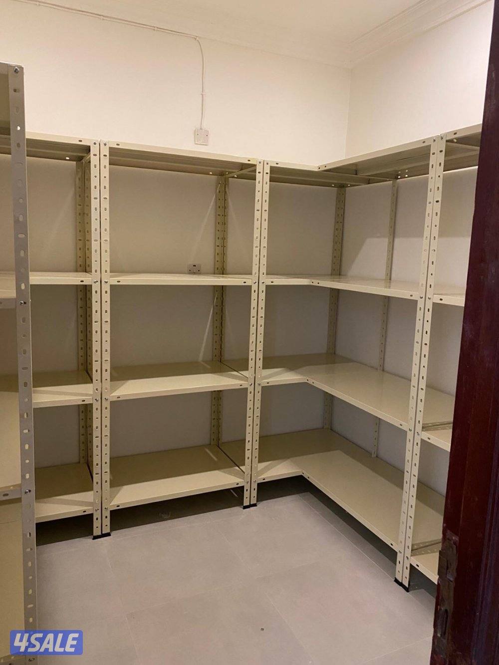 ارفف للتخزين4