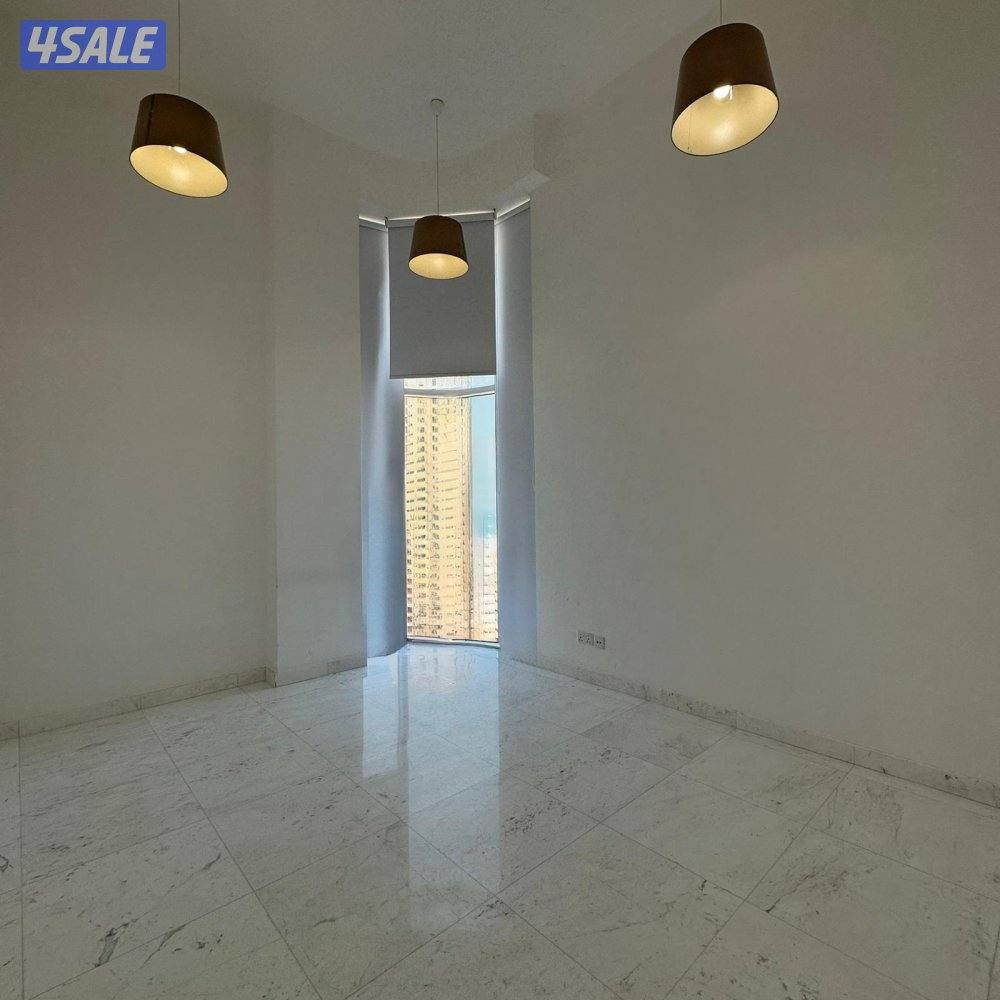 بينت هاوس إطلالة بحرية مباشرة للإيجار في بنيد القار3