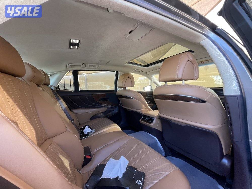 لكزس LS500 موديل 2018 عداد 50 صبغ الوكاله سيرفس منتظم7