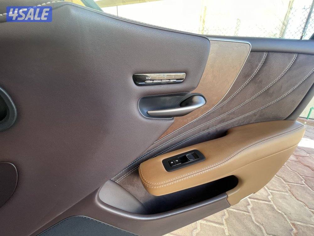 لكزس LS500 موديل 2018 عداد 50 صبغ الوكاله سيرفس منتظم11