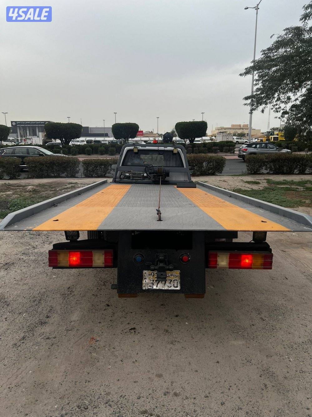 للبيع سطحه شفر موديل 91 شفر هيدروليك بيمه سنه بحاله ممتازه3