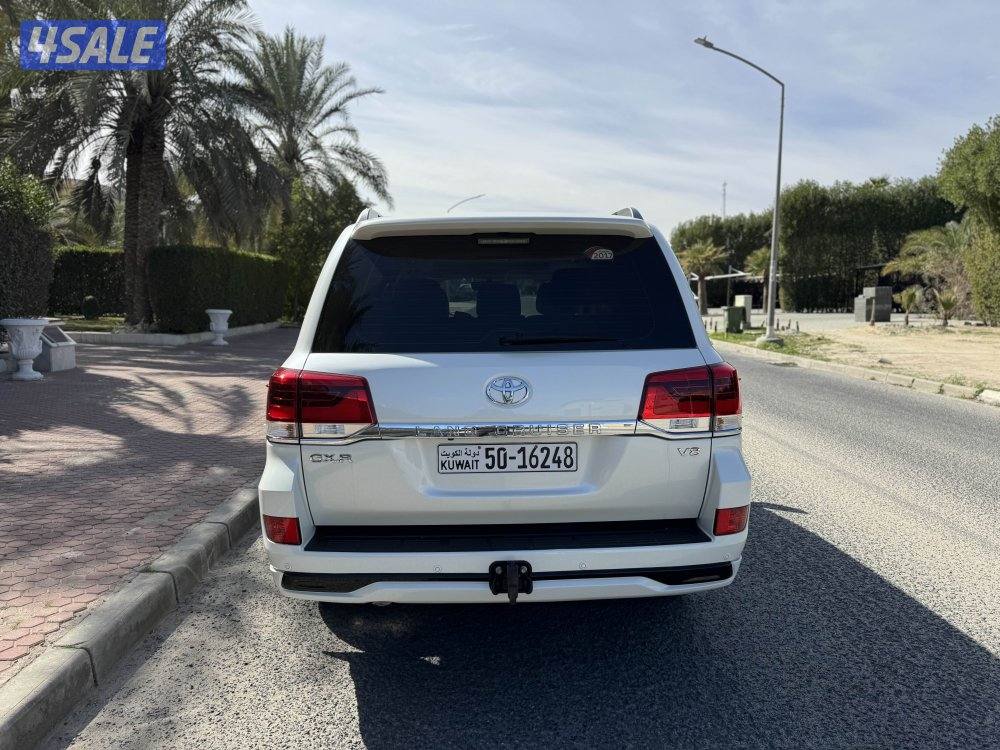 لاند كروزر GXR 20173