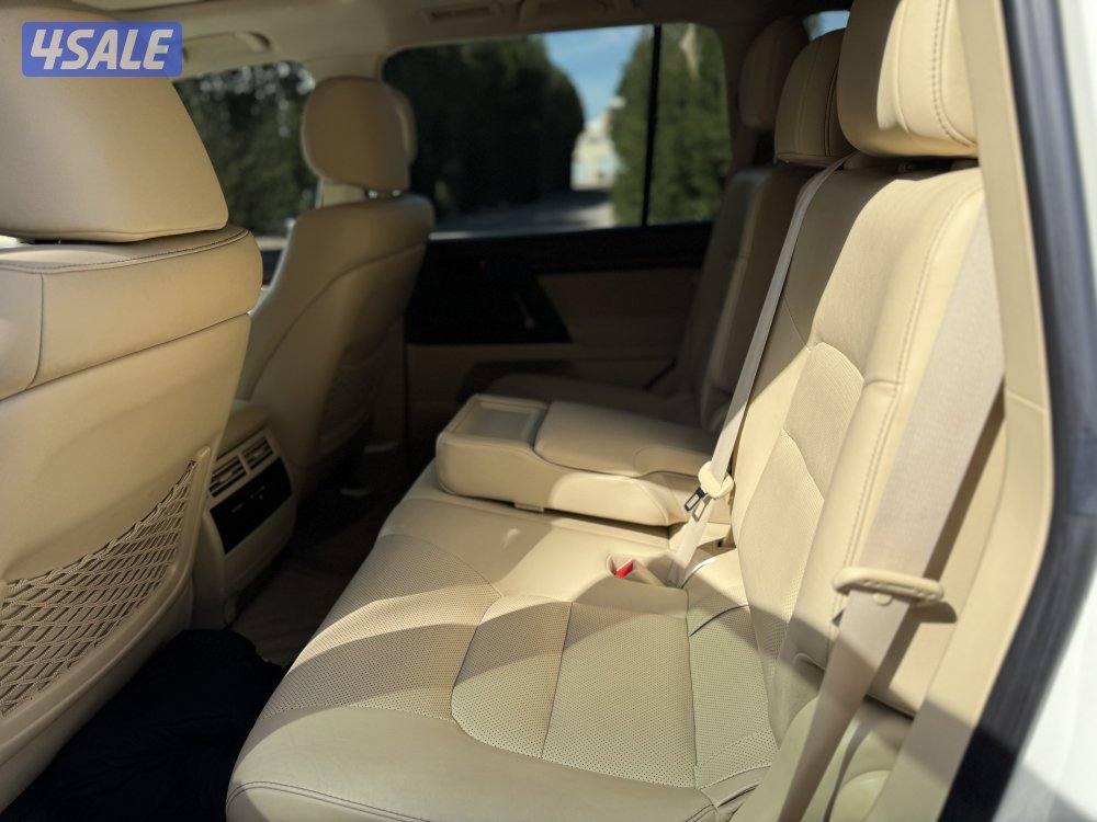 لاند كروزر GXR 20176