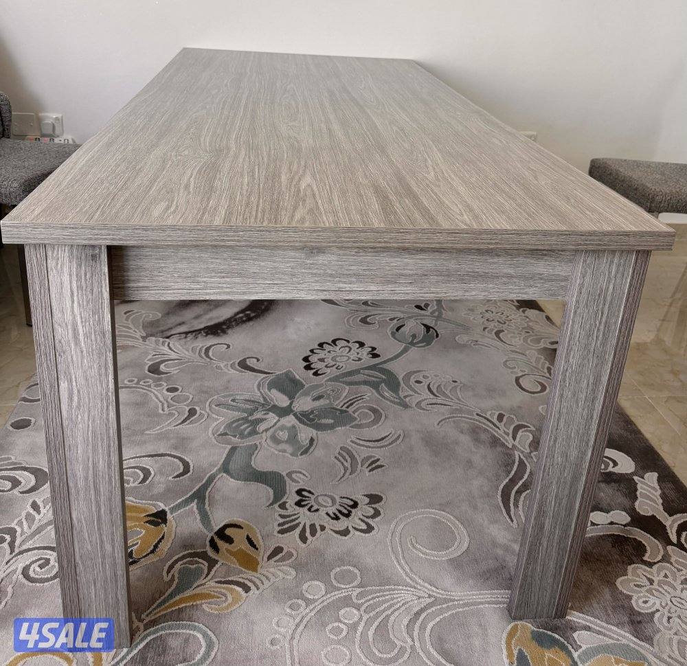 طاولة سفره من قرطبة 90*190من غير كراسي استعمال خفيف2