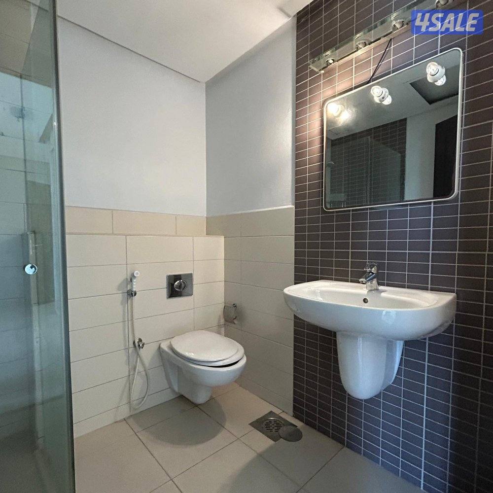 دوبلكس إطلالة بحرية مباشرة للإيجار في السالمية6