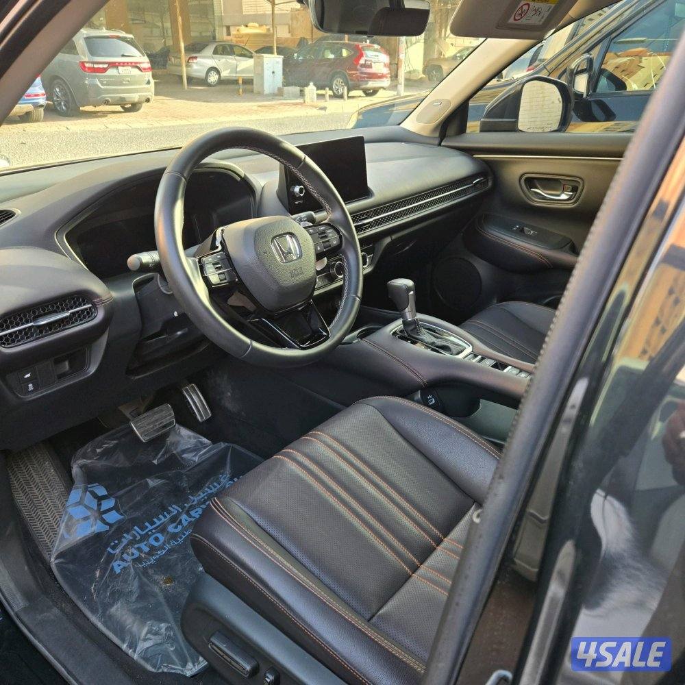 زد ار في ٢٠٢٣/ ماشي ٦٠٠٠كم /كاملة المواصفات / وكالة بالكامل4