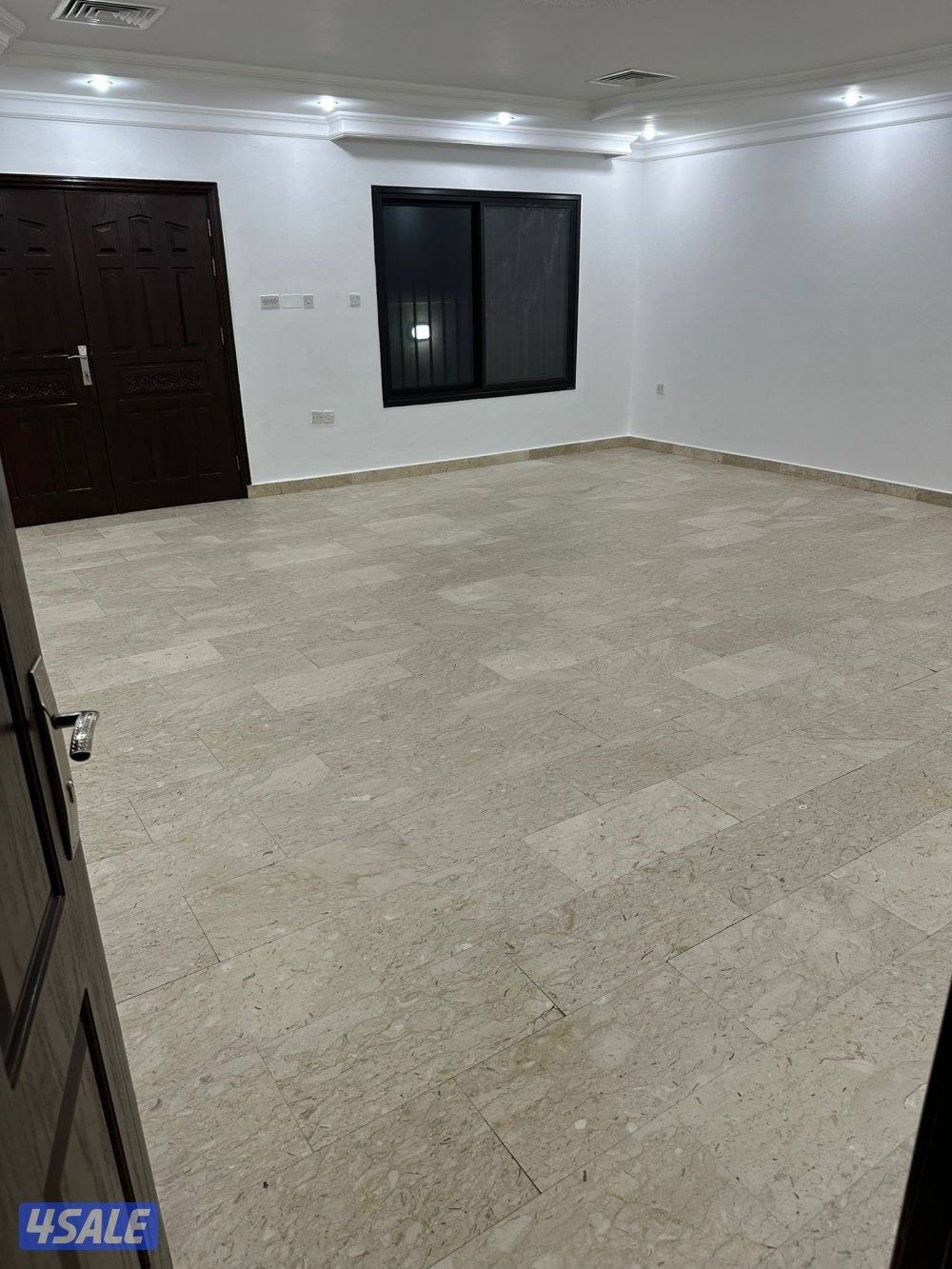 للأيجاردور ارضي مع حوش بسلوئ15