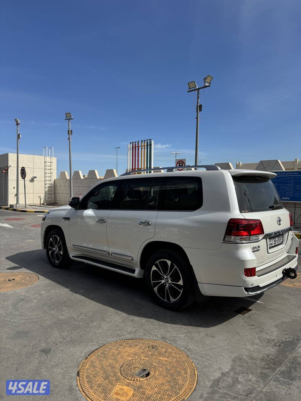 لاند كروزر قراند تورينق0