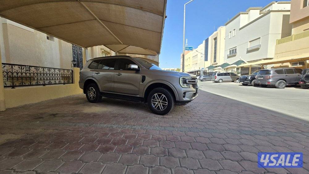 للبيع جيب فورد ايفيرست ٢٠٢٥1