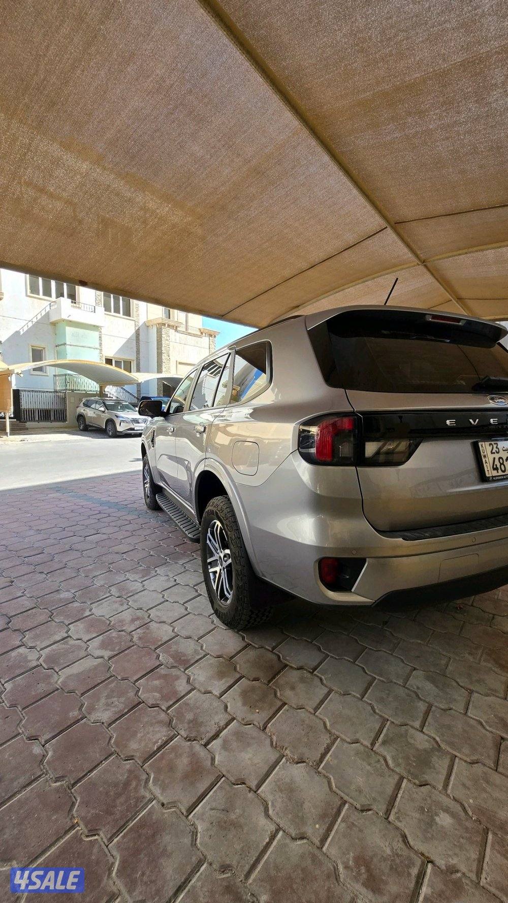 للبيع جيب فورد ايفيرست ٢٠٢٥3