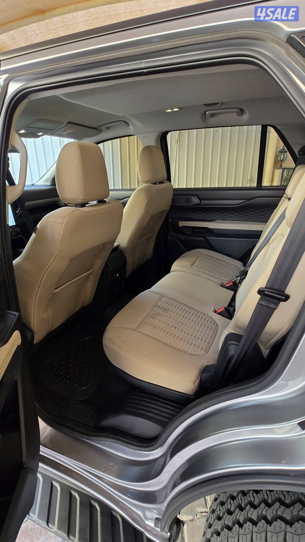 للبيع جيب فورد ايفيرست ٢٠٢٥6